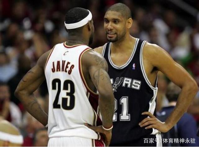 【视频】网球》霸气郑钦文又打哭对手 晋级中网4强 追平李娜纪录.